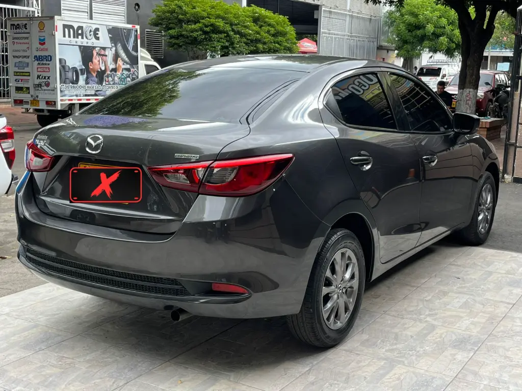 MAZDA 2 TOURING AUTOMATICO 2021 (6).webp