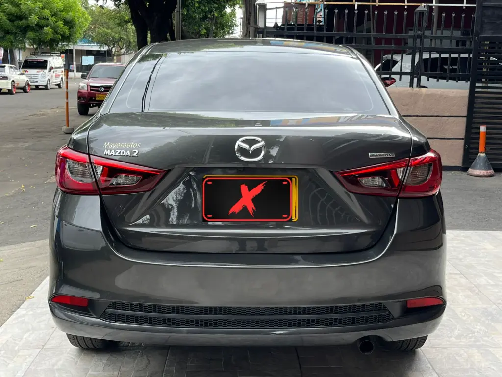 MAZDA 2 TOURING AUTOMATICO 2021 (5).webp
