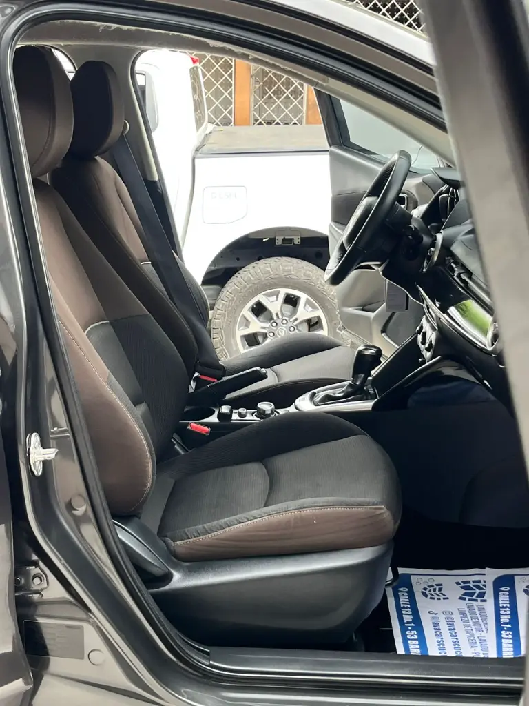 MAZDA 2 TOURING AUTOMATICO 2021 (14).webp