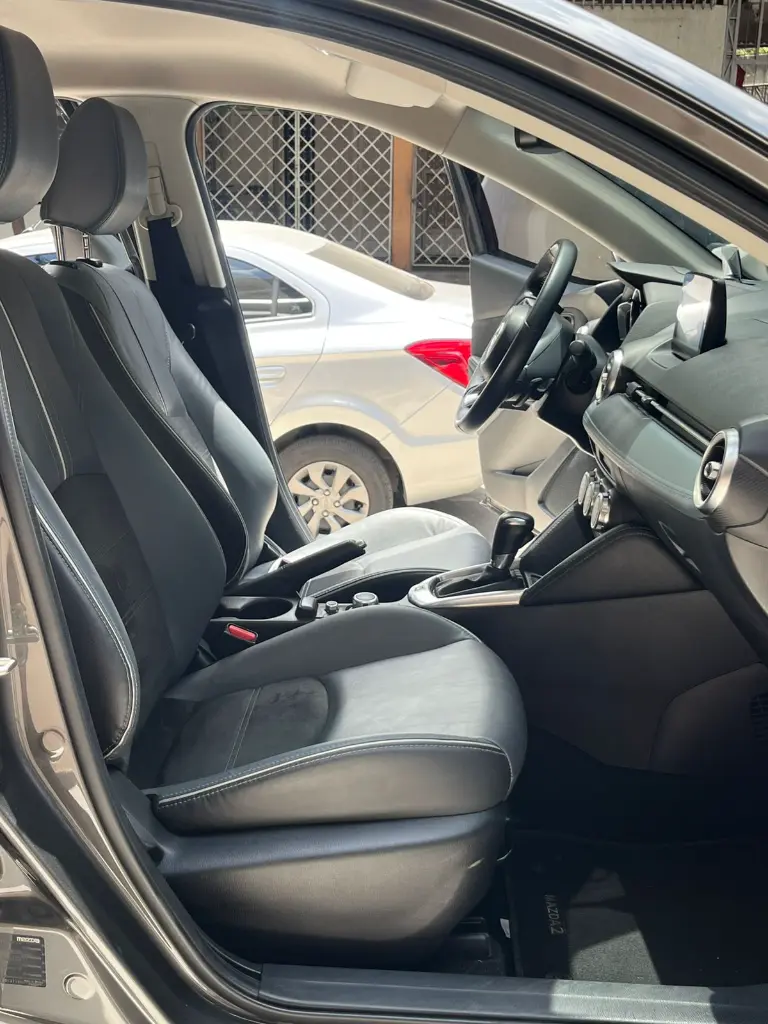 MAZDA 2 GRAND TOURING LX MOD 2024 (14).webp