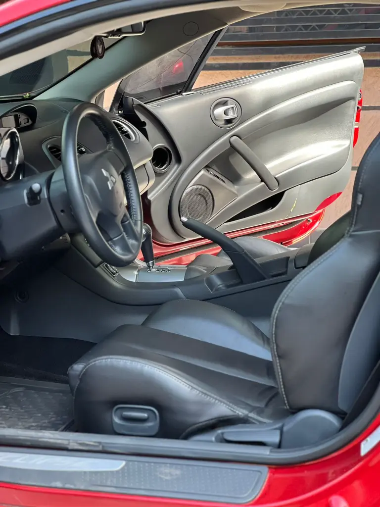 MITSUBISHI ECLIPSE GT V6 COUPÉ 2010 (11).webp