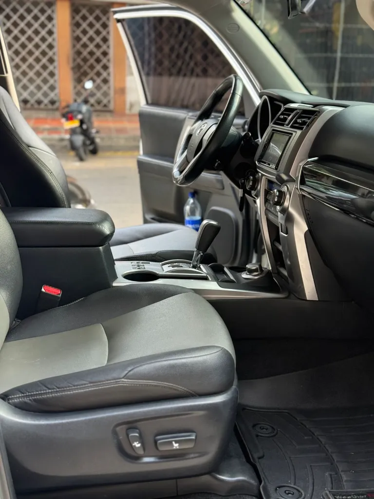 TOYOTA 4RUNNER SR5 4.0 GASOLINA 2018 (16).webp