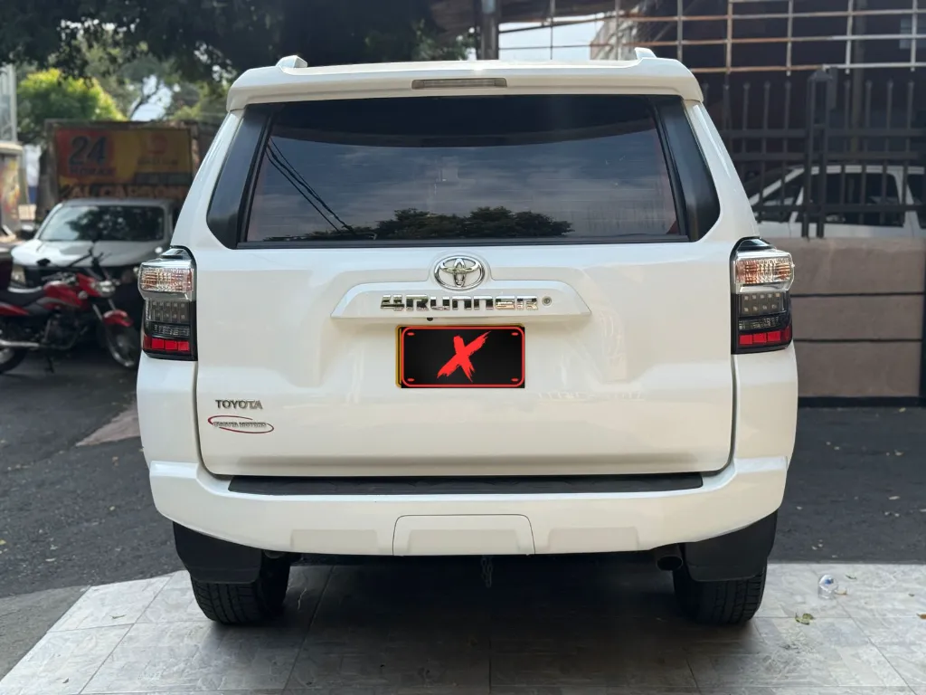 TOYOTA 4RUNNER SR5 4.0 GASOLINA 2018 (5).webp