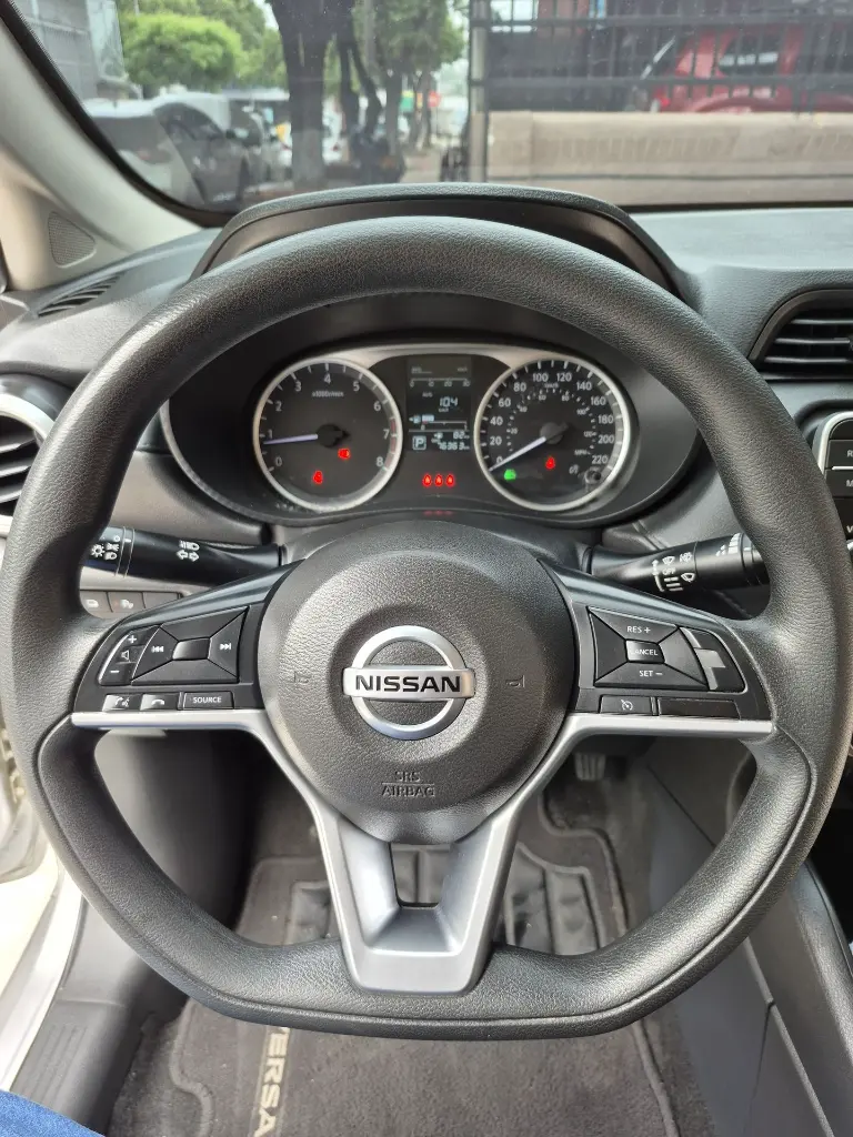 NISSAN VERSA SENSE AUTOMÁTICO 2021 (18).webp