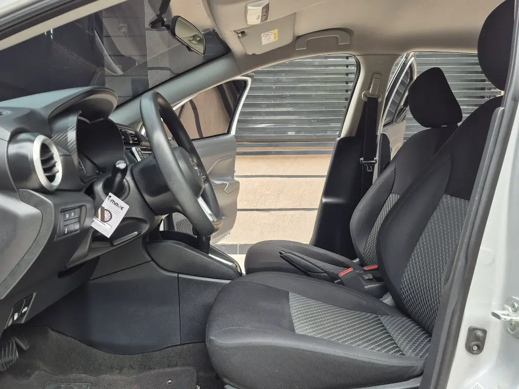 NISSAN VERSA SENSE AUTOMÁTICO 2021 (13).webp