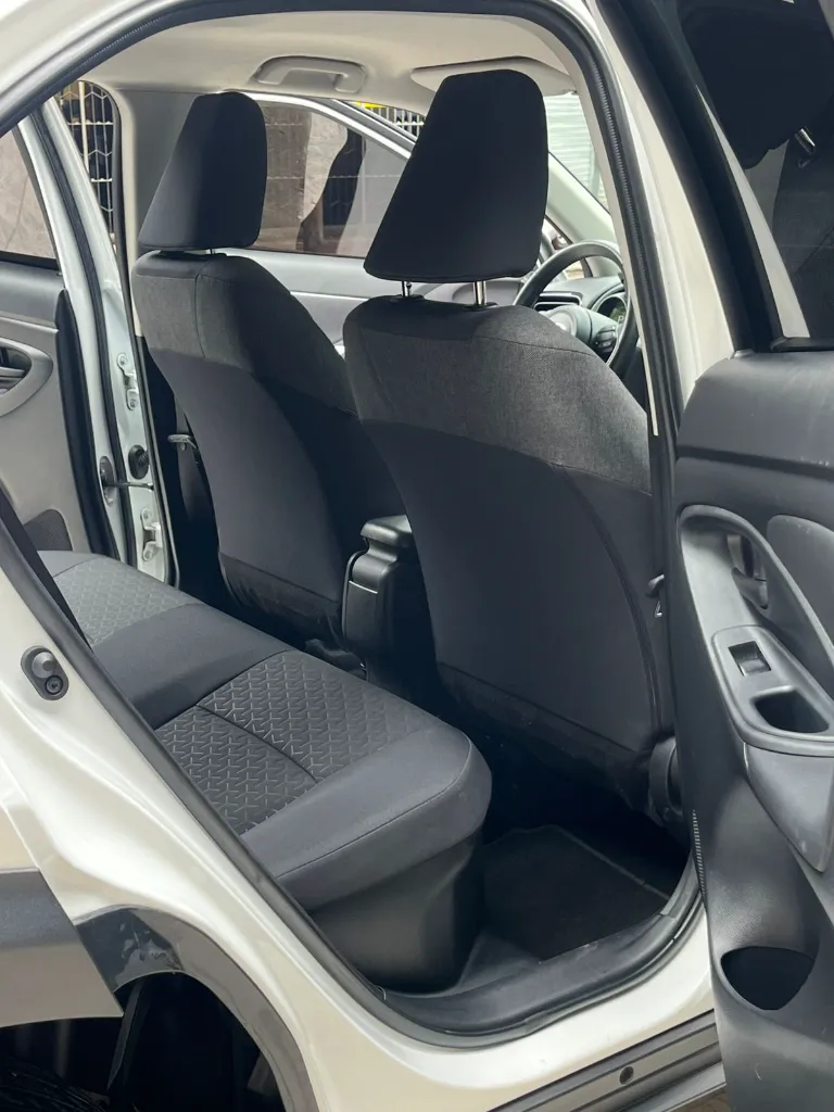 TOYOTA YARIS CROSS HEV XS 2024 (13).webp