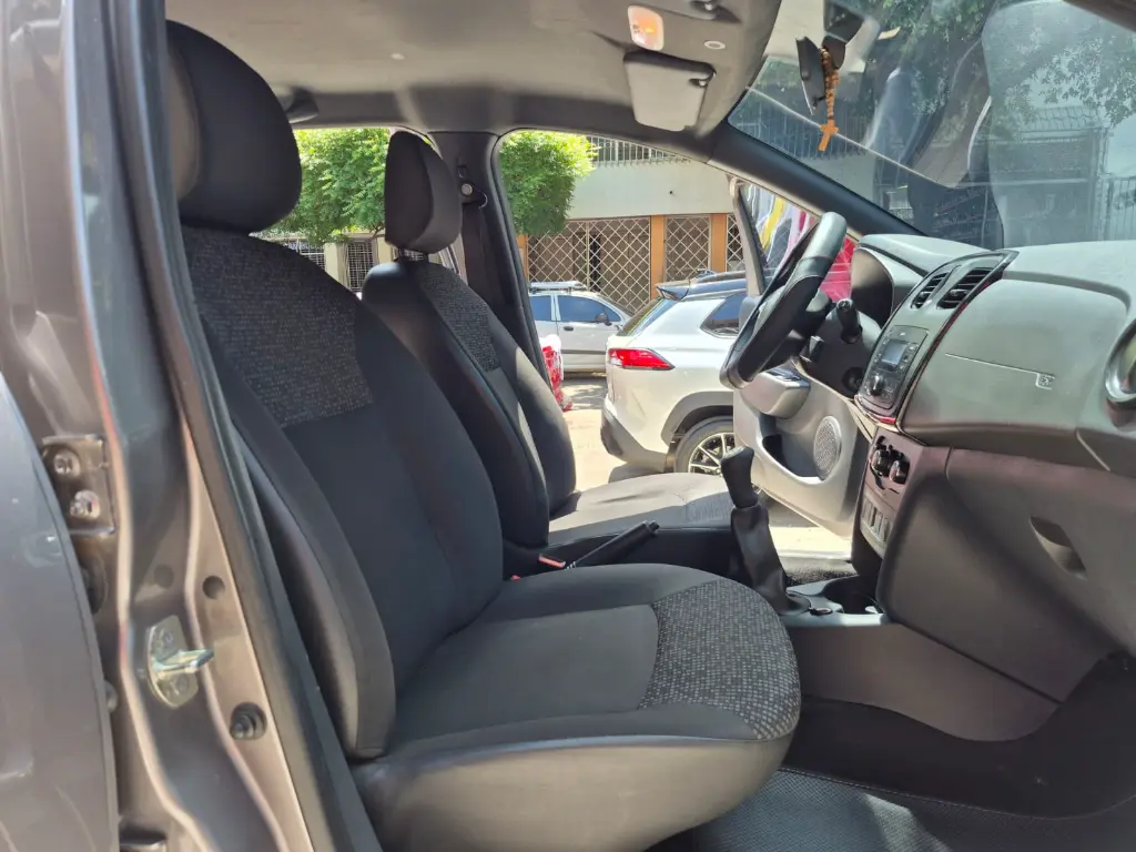 RENAULT SANDERO LIFE 2021 MECANICO (9).webp
