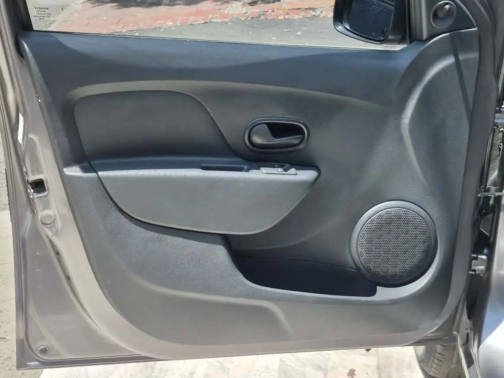 RENAULT SANDERO LIFE 2021 MECANICO (13).webp