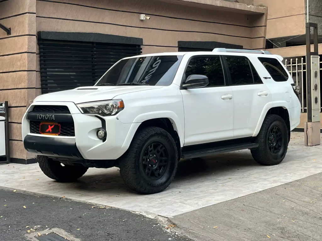 TOYOTA 4RUNNER SR5 2017