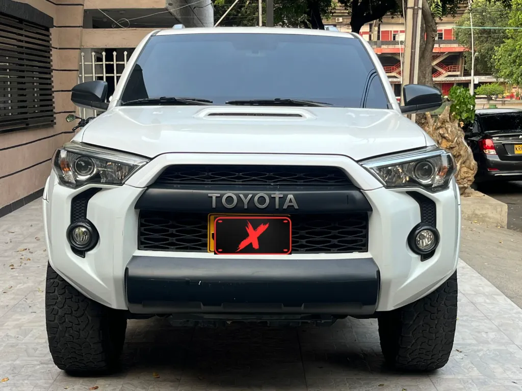 TOYOTA 4RUNNER SR5 2017