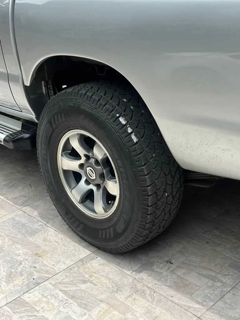 NISSAN NP300 FRONTIER MEC 2.4l 4X2 MOD 2011  (7).webp