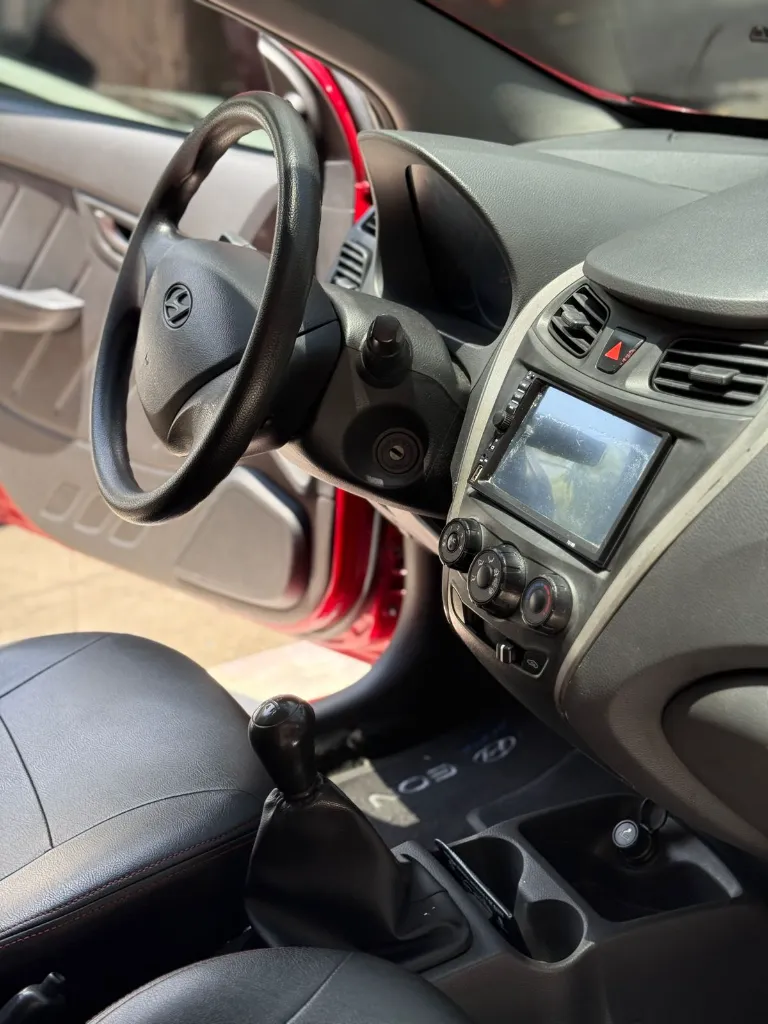 HYUNDAI EON 800 MT 2015 (13).webp