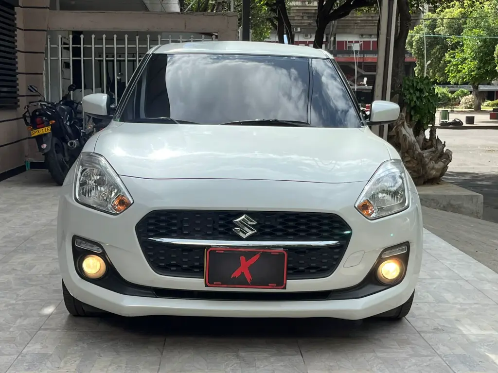 SUZUKI SWIF HYBRID MT 2022 (2).webp