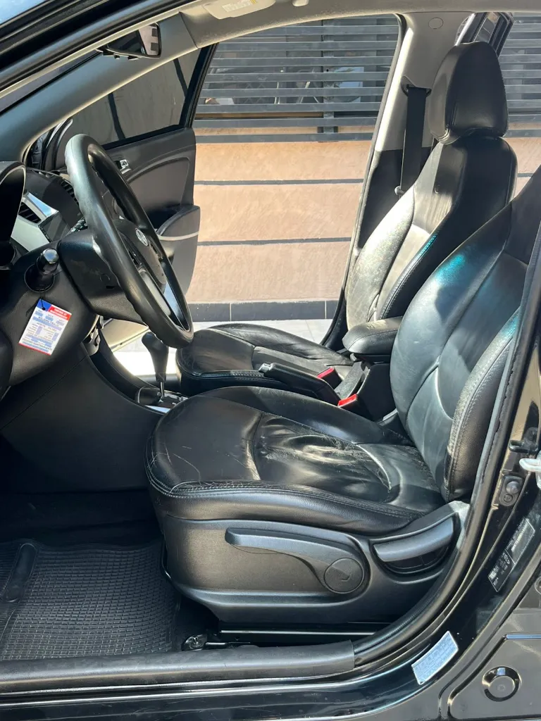 HYUNDAI ACCENT I25 GL HATCH BACK AUTOMATICO MOD 2014 (20).webp