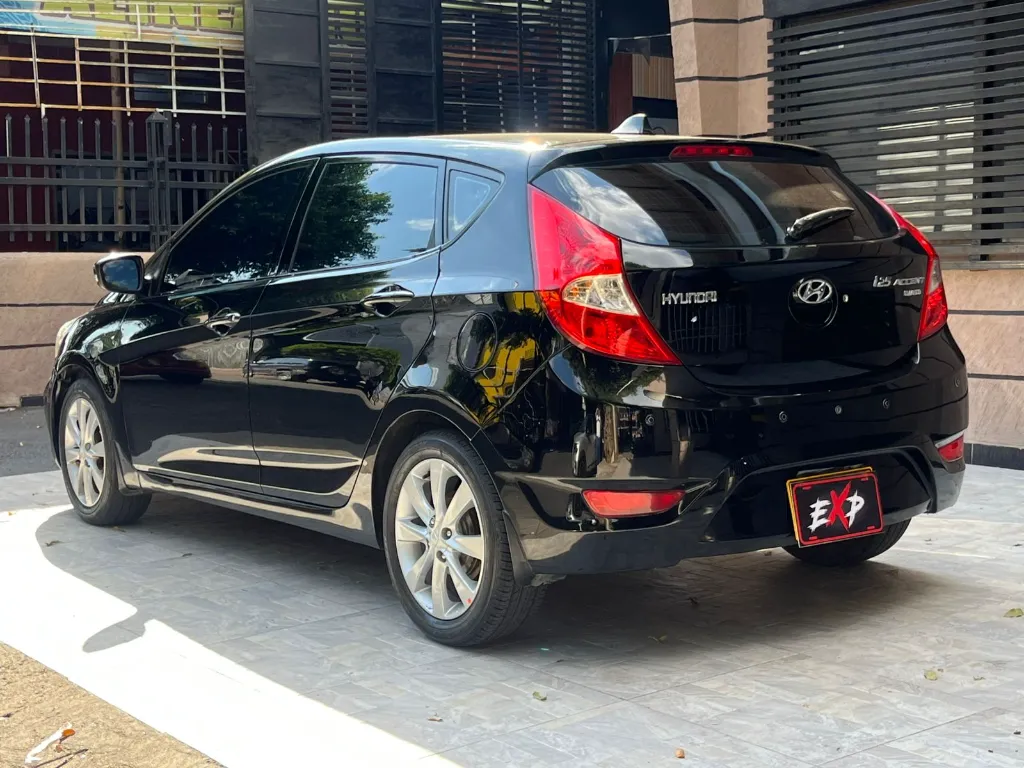 HYUNDAI ACCENT I25 GL HATCH BACK AUTOMATICO MOD 2014 (4).webp