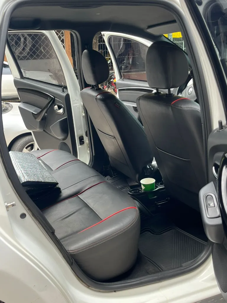 RENAULT DUSTER 4X4 2020  (7).webp