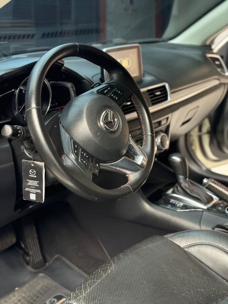 MAZDA 3 GRAND TOURING SPORT 2017 (9).webp