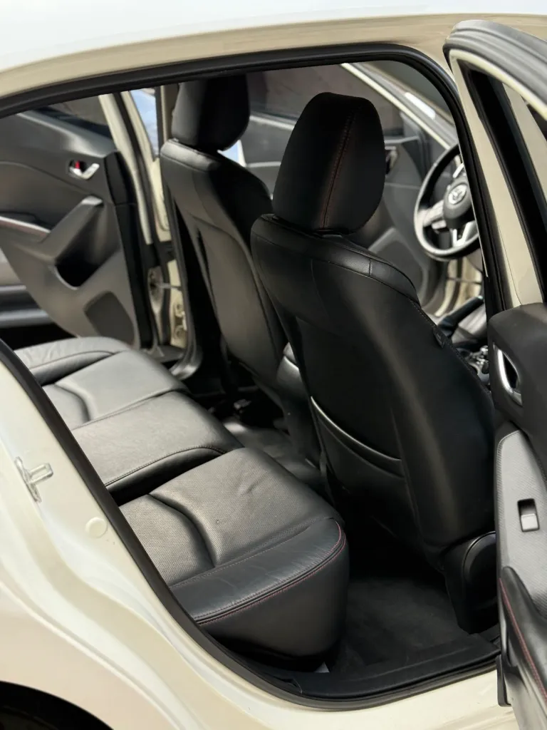 MAZDA 3 GRAND TOURING SPORT 2017 (18).webp