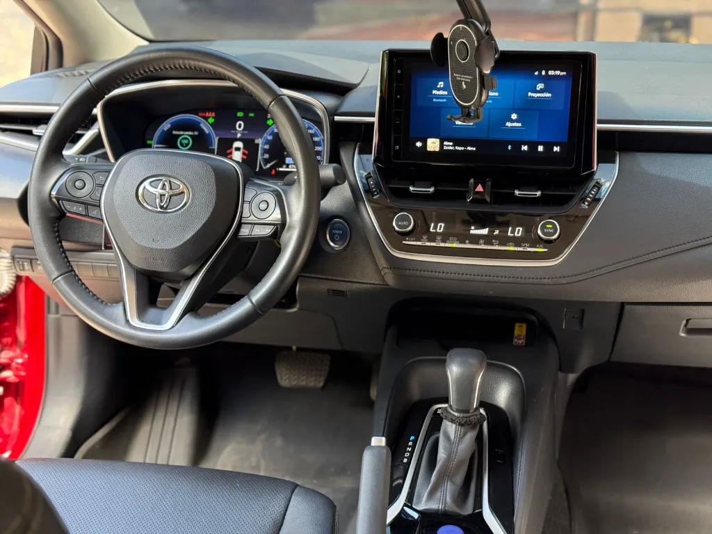 TOYOTA COROLLA SE-G HYBRID 2024
