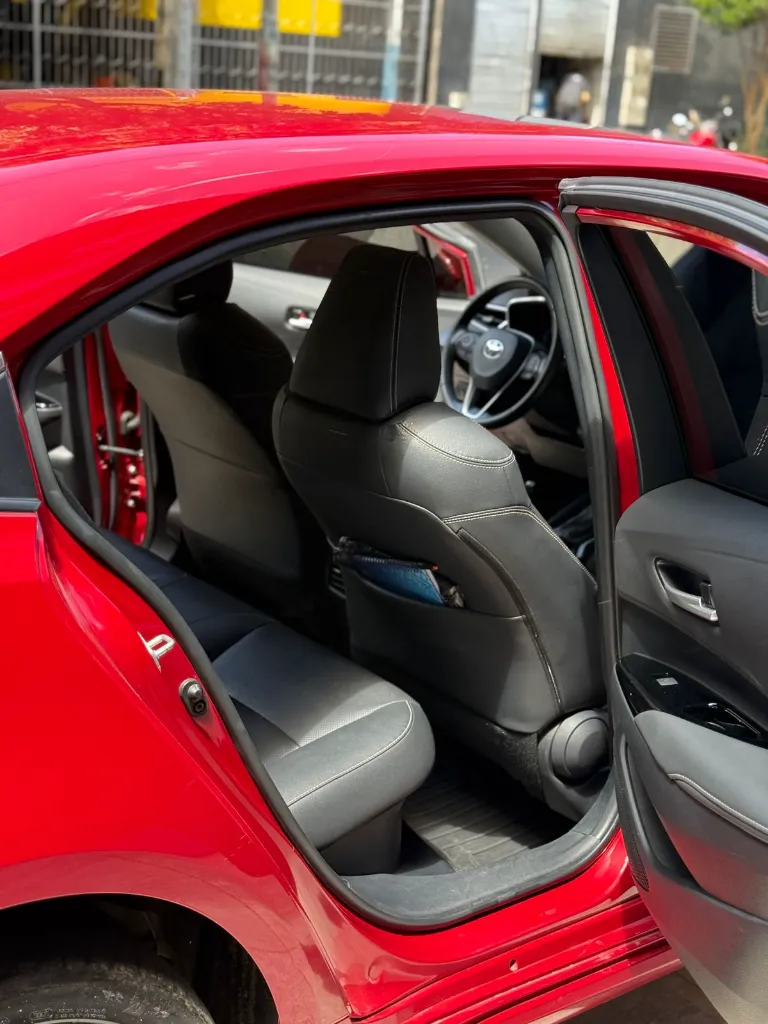 TOYOTA COROLLA SE-G HYBRID 2024