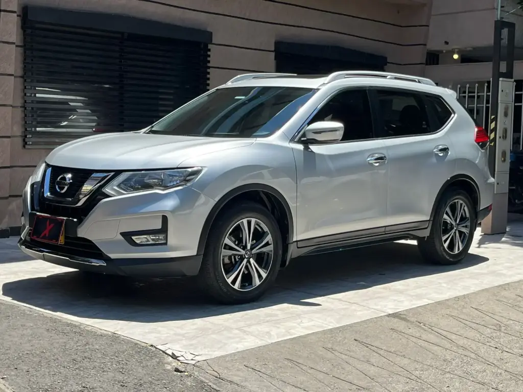 NISSAN XTRAIL AUTOMATICA 4X2 MOD 2020