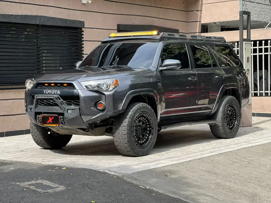 TOYOTA 4RUNNER SR5 4.0 GASOLINA 2022