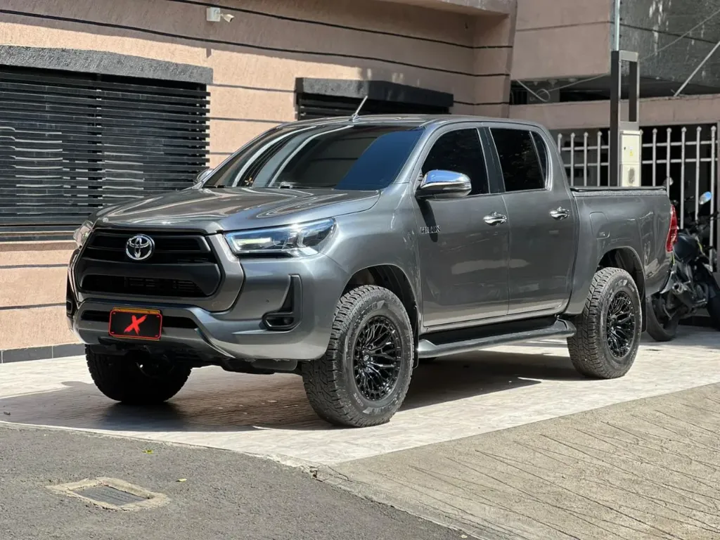 TOYOTA HILUX SRV 2.4 DIÉSEL 2022