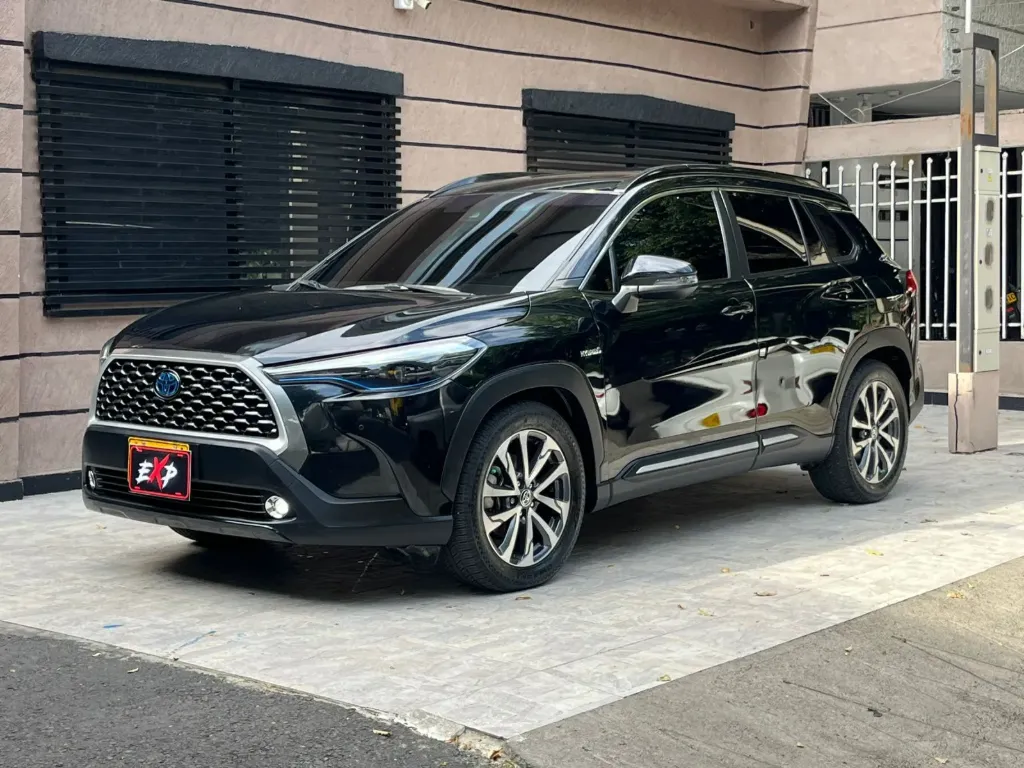 TOYOTA COROLLA CROSS SEG HYBRID 2023