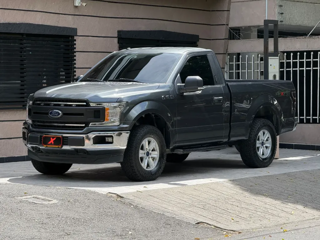 FORD F-150 XLT 3.3 4X4 C5 2019