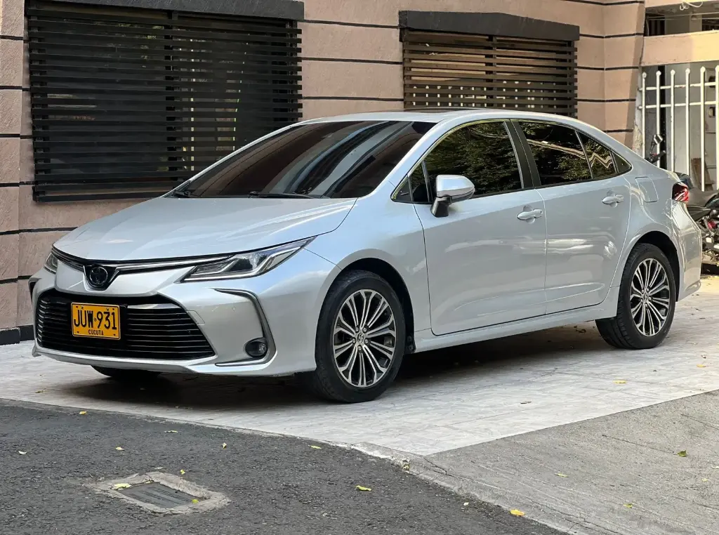 TOYOTA COROLLA SE-G GASOLINA 2022