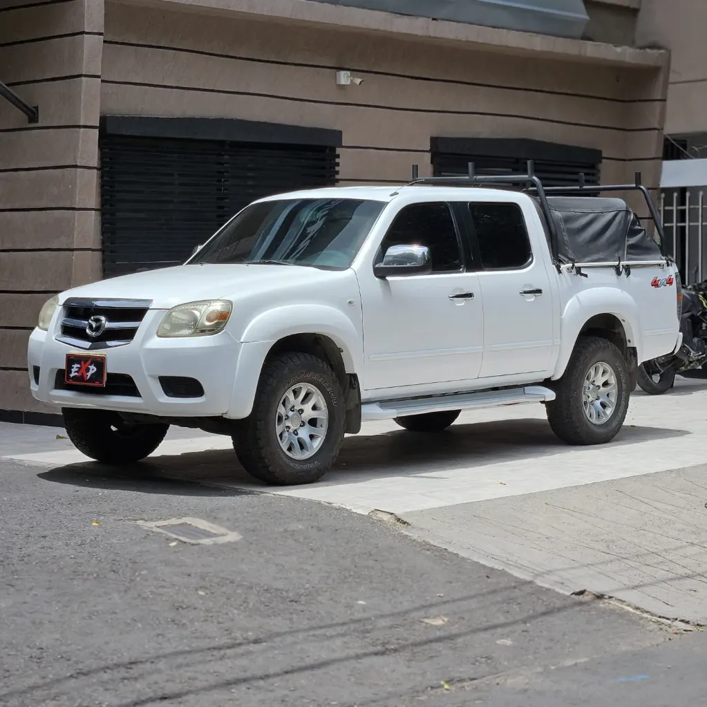 MAZDA BT50 GASOLINA 2.6L 4X4 2010