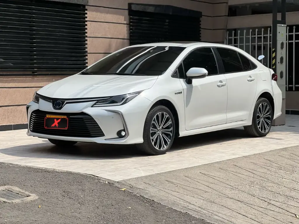 TOYOTA COROLLA SE-G HYBRID 2023