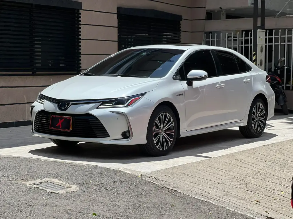 TOYOTA COROLLA SE-G HYBRID 2023