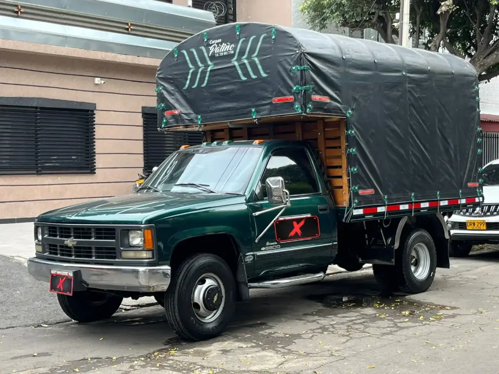 CHEVROLET CHEYENNE TIPO CAMION ESTACAS 1997